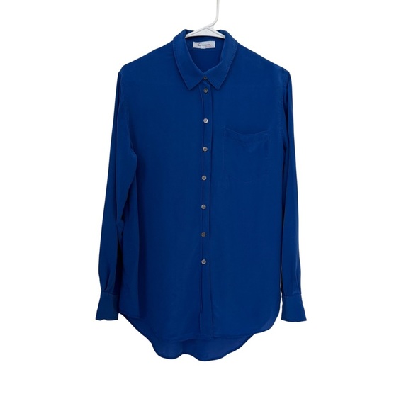 Vince Camuto Blue 100% Silk Button Up Shirt - Picture 6 of 6